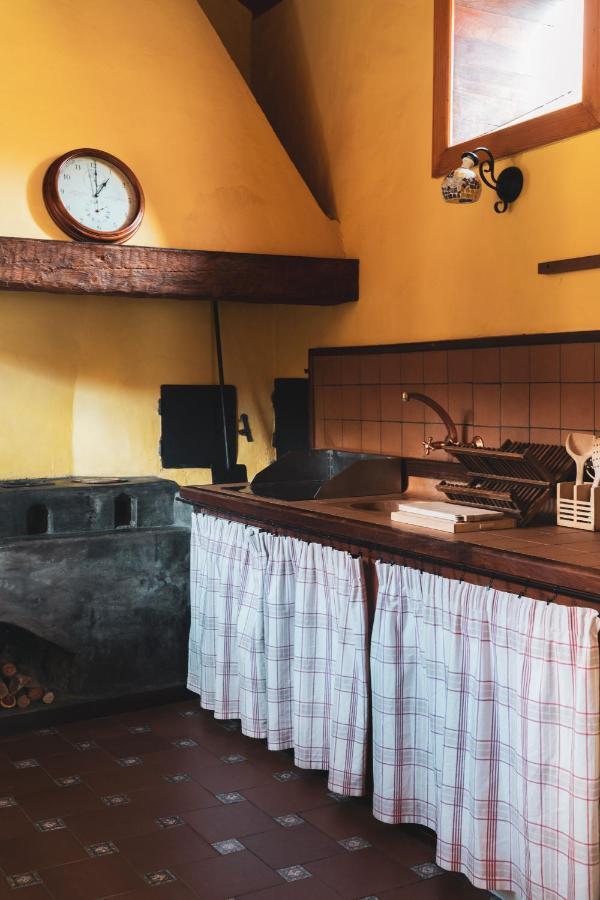 Casa Rural El Hornillo فاليهيرموسو المظهر الخارجي الصورة